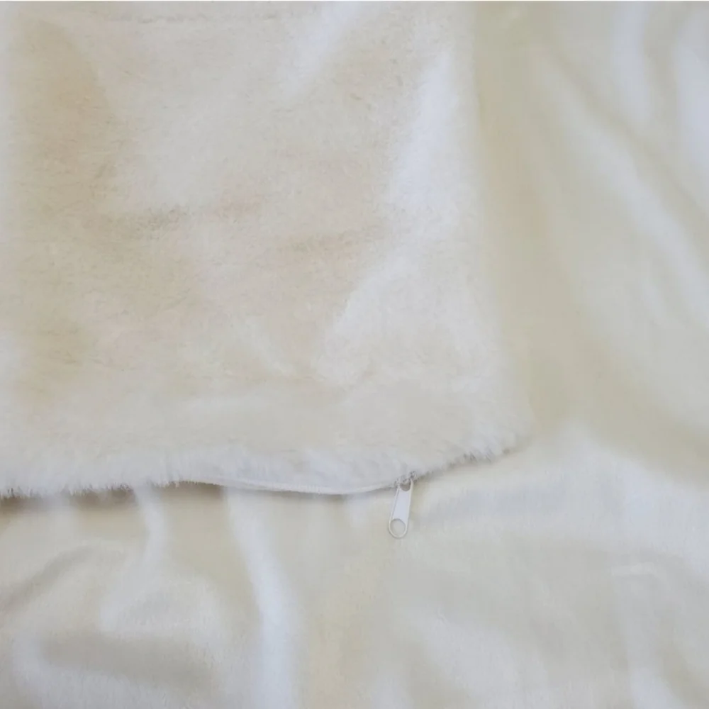 N/A soft luxurious